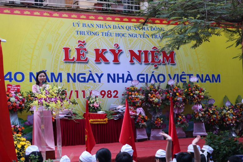Bà Nguyễn Thị Thu - Phó Chủ tịch UBND phường Nguyễn Trãi phát biểu ý kiến